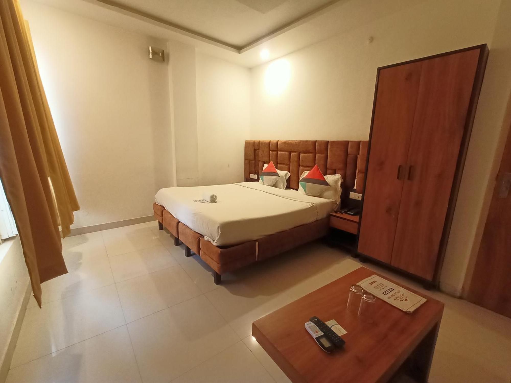 Hotel Global Inn -1 Km From Railway Station - Lift Food And Free Parking Lucknow Exterior foto